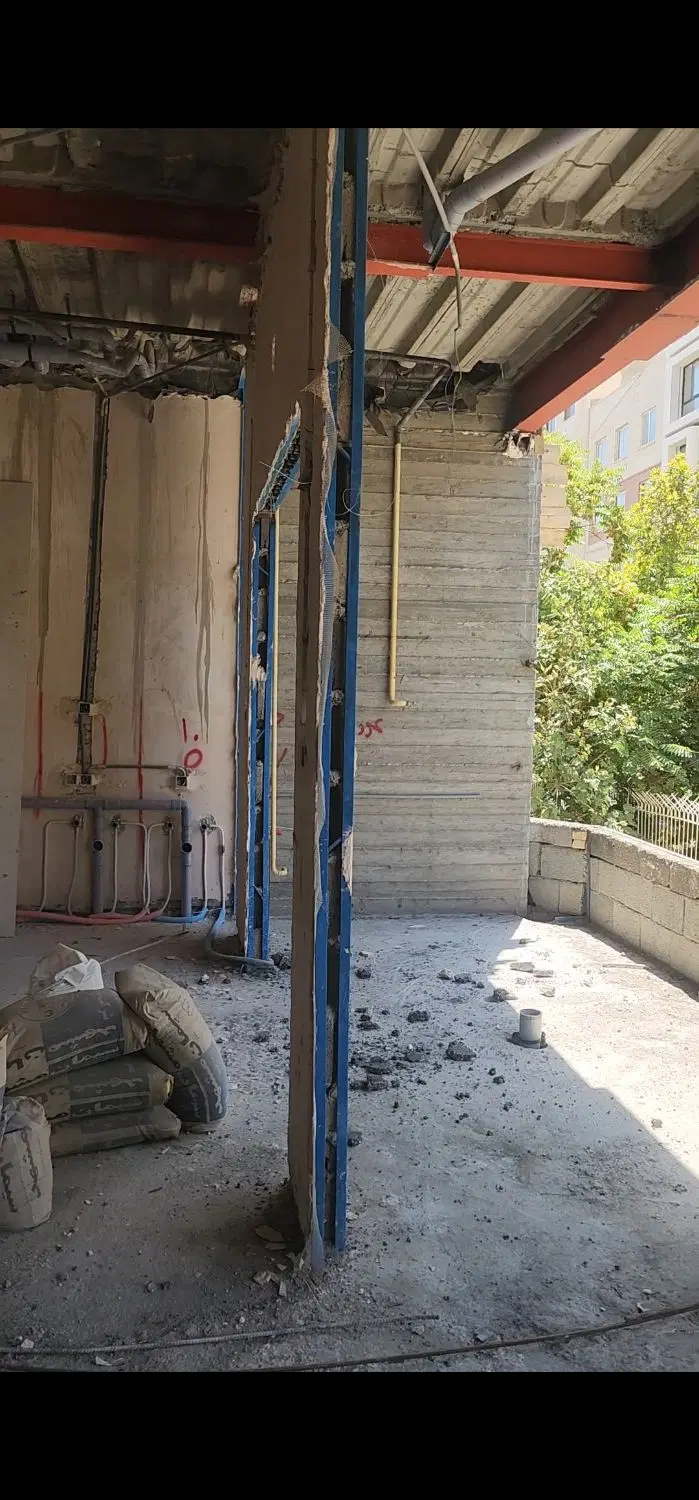 معاوضه دو واحد آپارتمان  با ویلایی