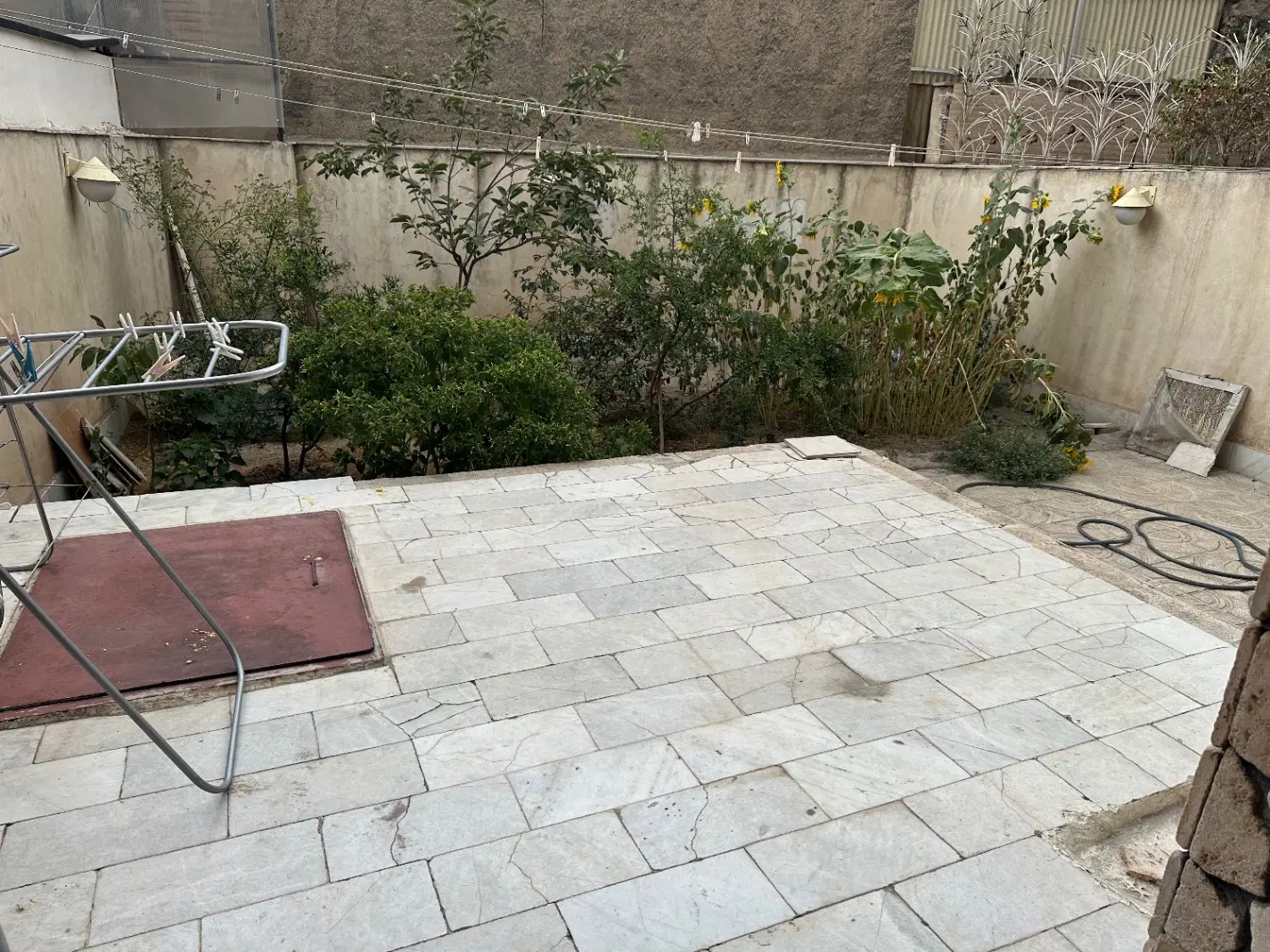 یک باب مغاز در لواسان