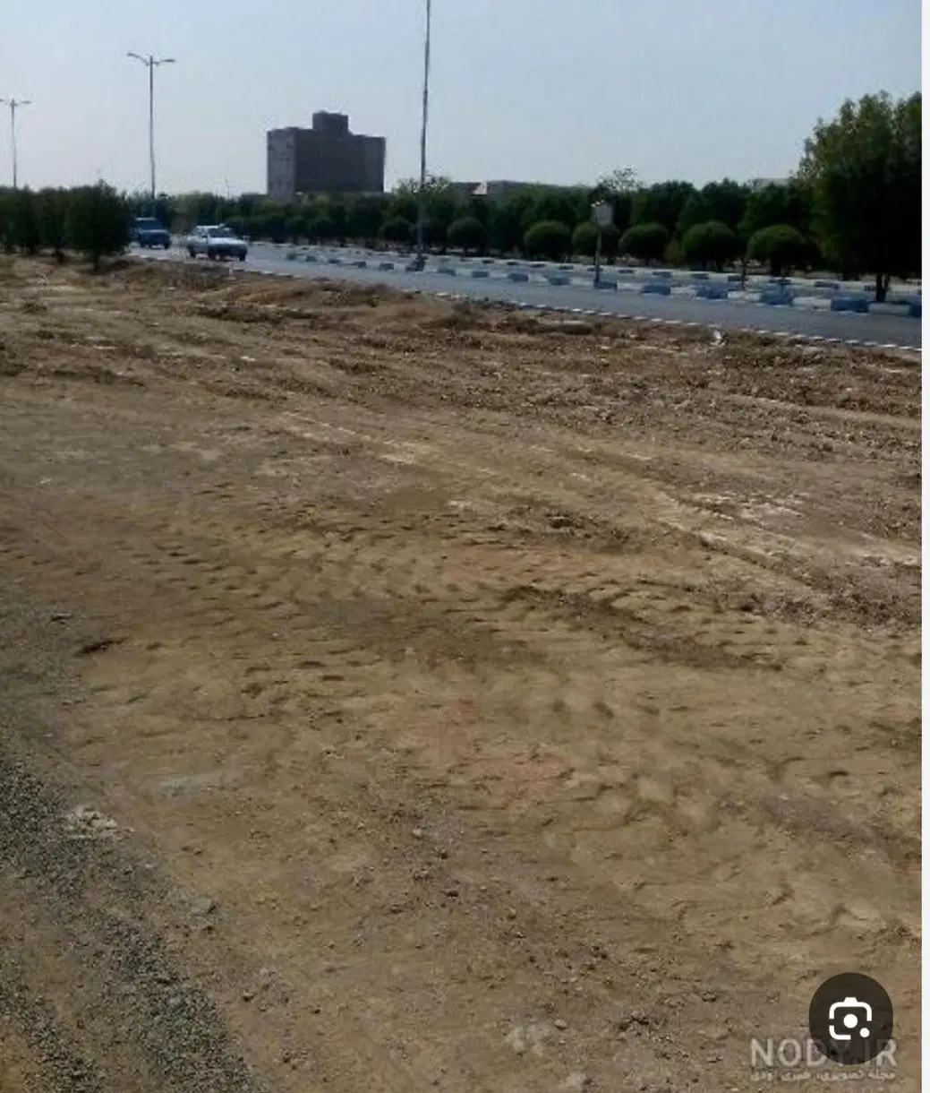 زمین فروشی