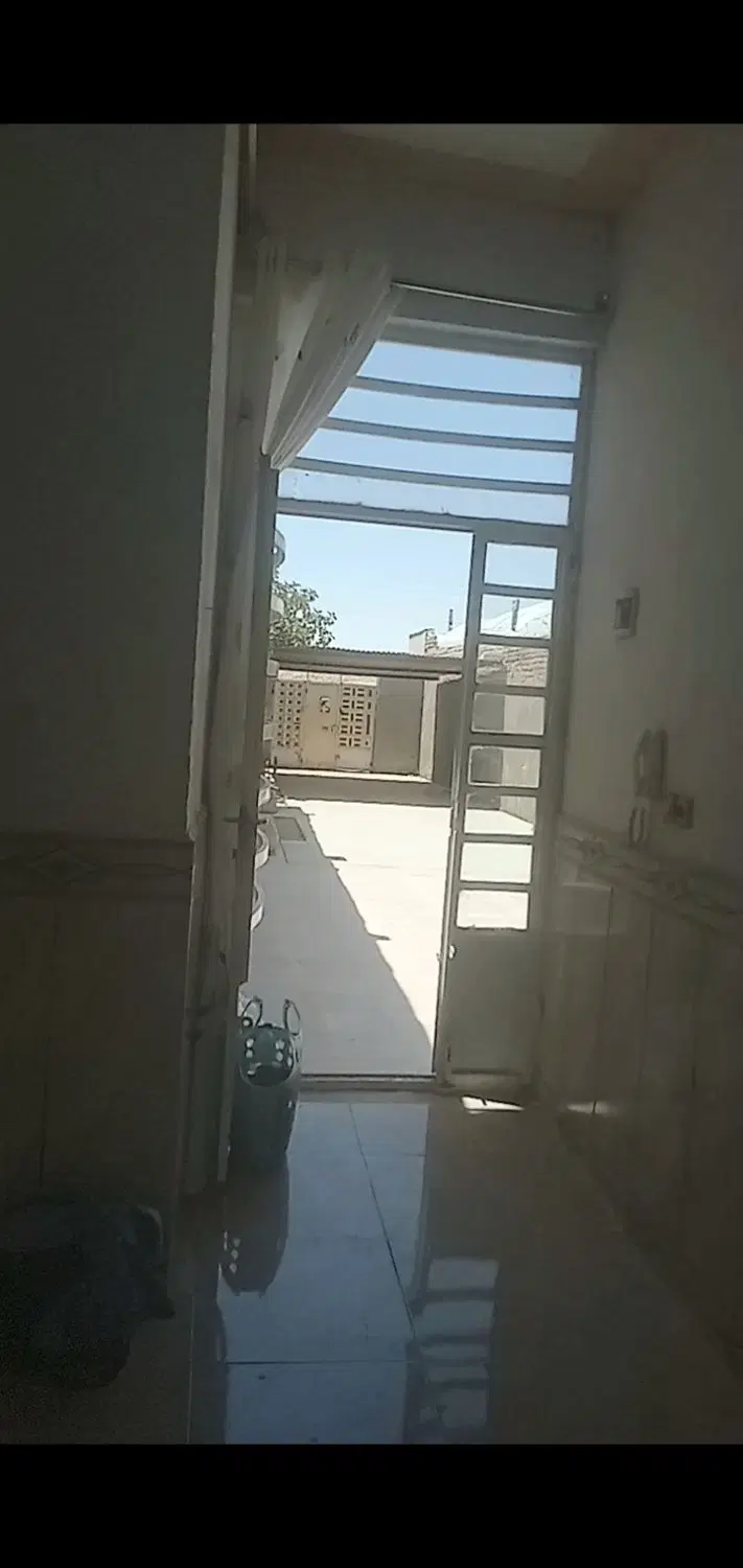 رهن و اجاره خانه در عزت آباد