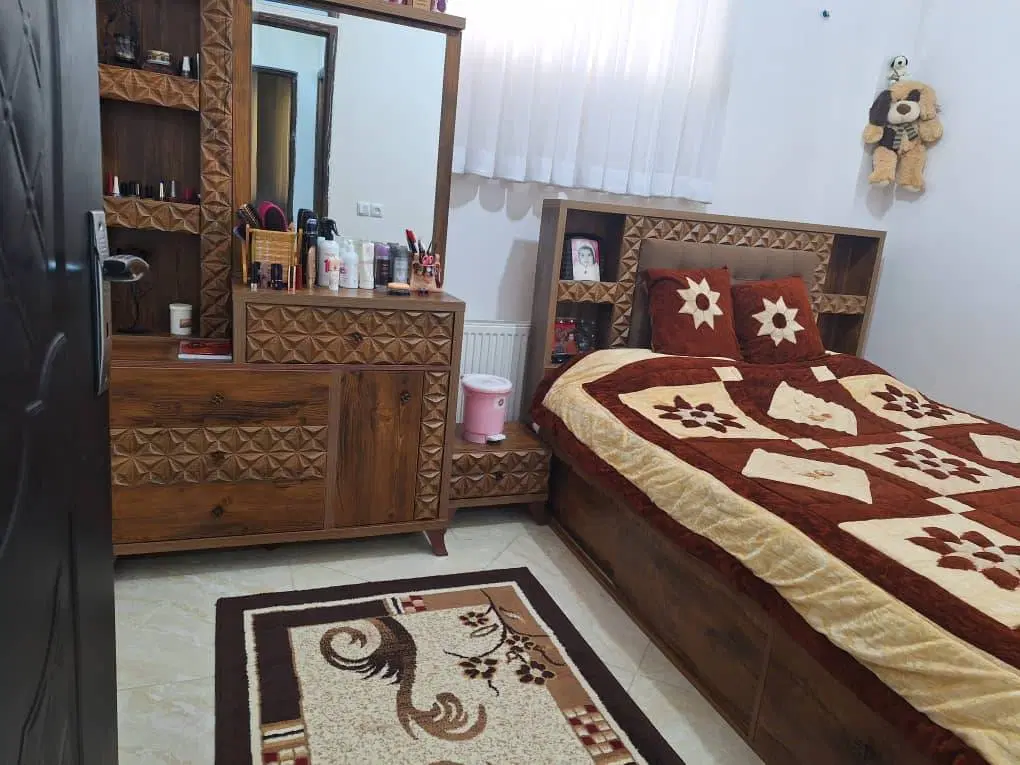 واحد ۸۴ متری سند دار دو خوابه