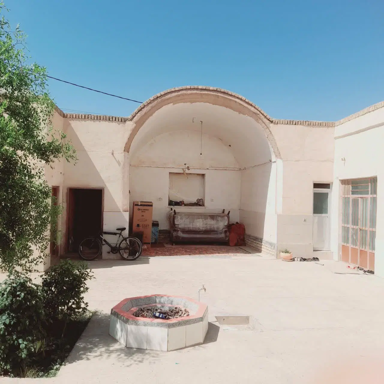 خانه ۲نبش خشتی سرچشمه زارچ