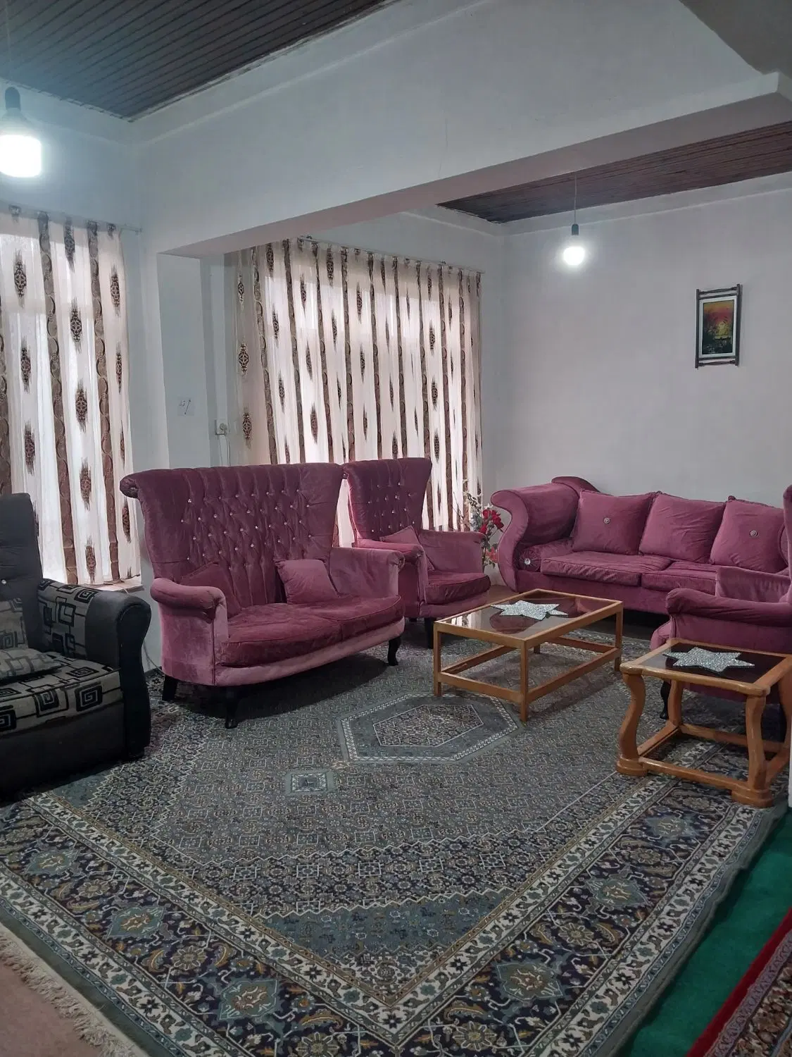 اجاره ویلا باغ دربست  ۳خوابه