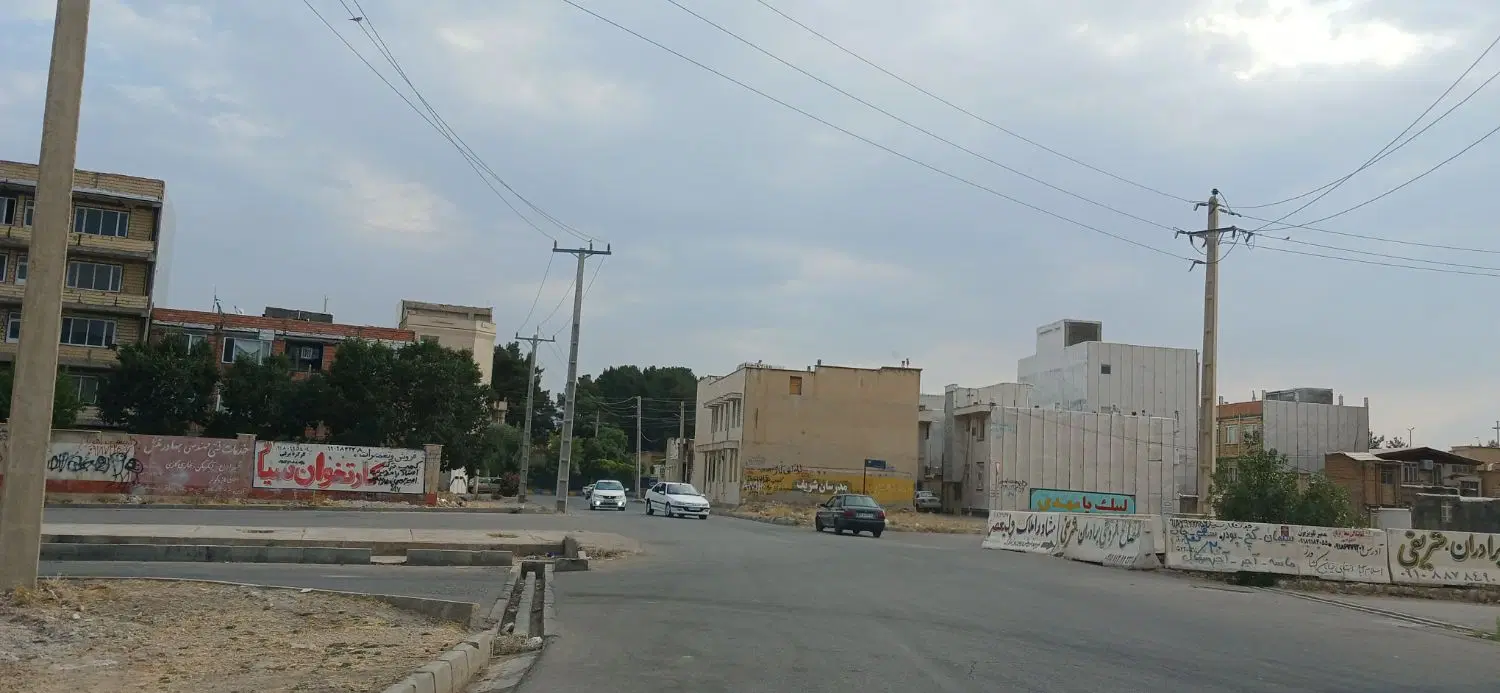 ویلایی۱۶۳متری شهرداری بر اصلی خیابان طهماسبی