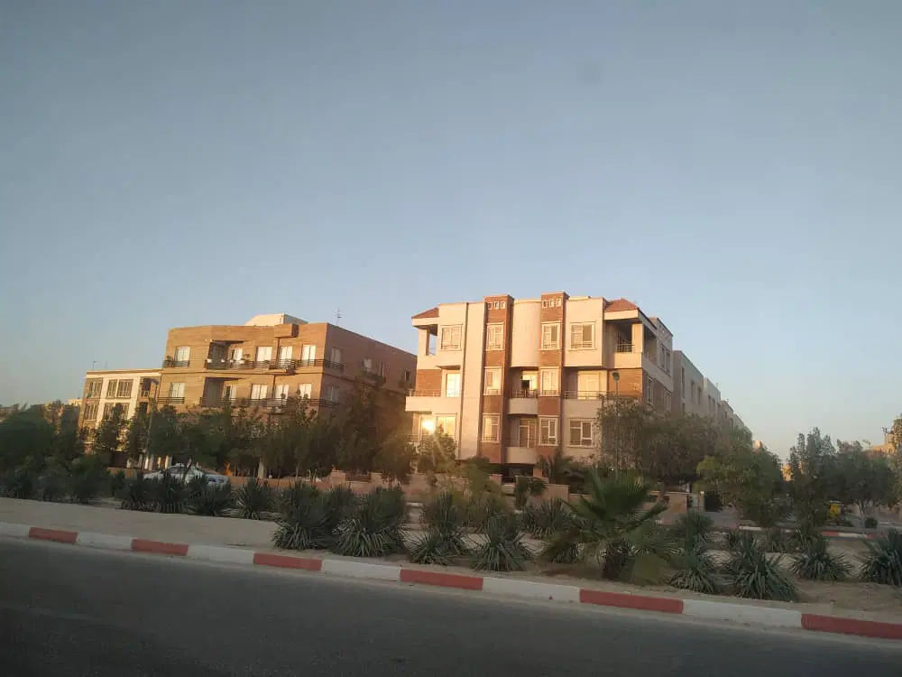 برج کرانه ۱۳۸ متر