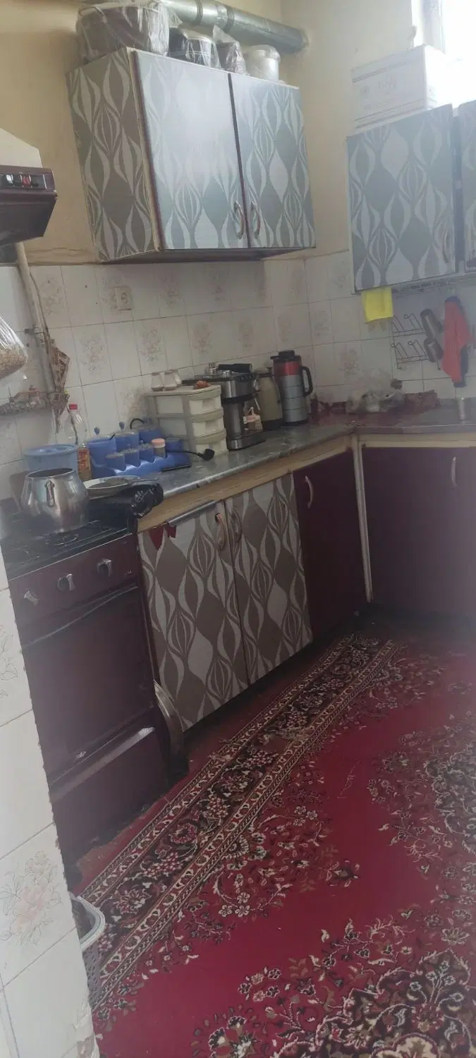 فروش خانه ویلایی در به حیاط ماشین رو * تک برگ سند*
