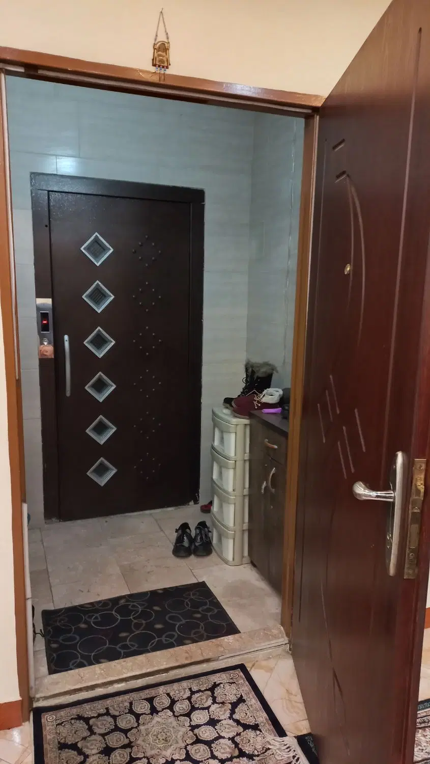 آپارتمان ۸۵ متری تک واحدی