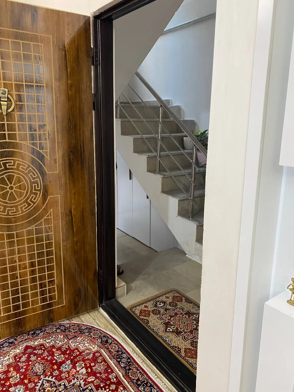 فروش حیاط در ولیعصر جنوبی