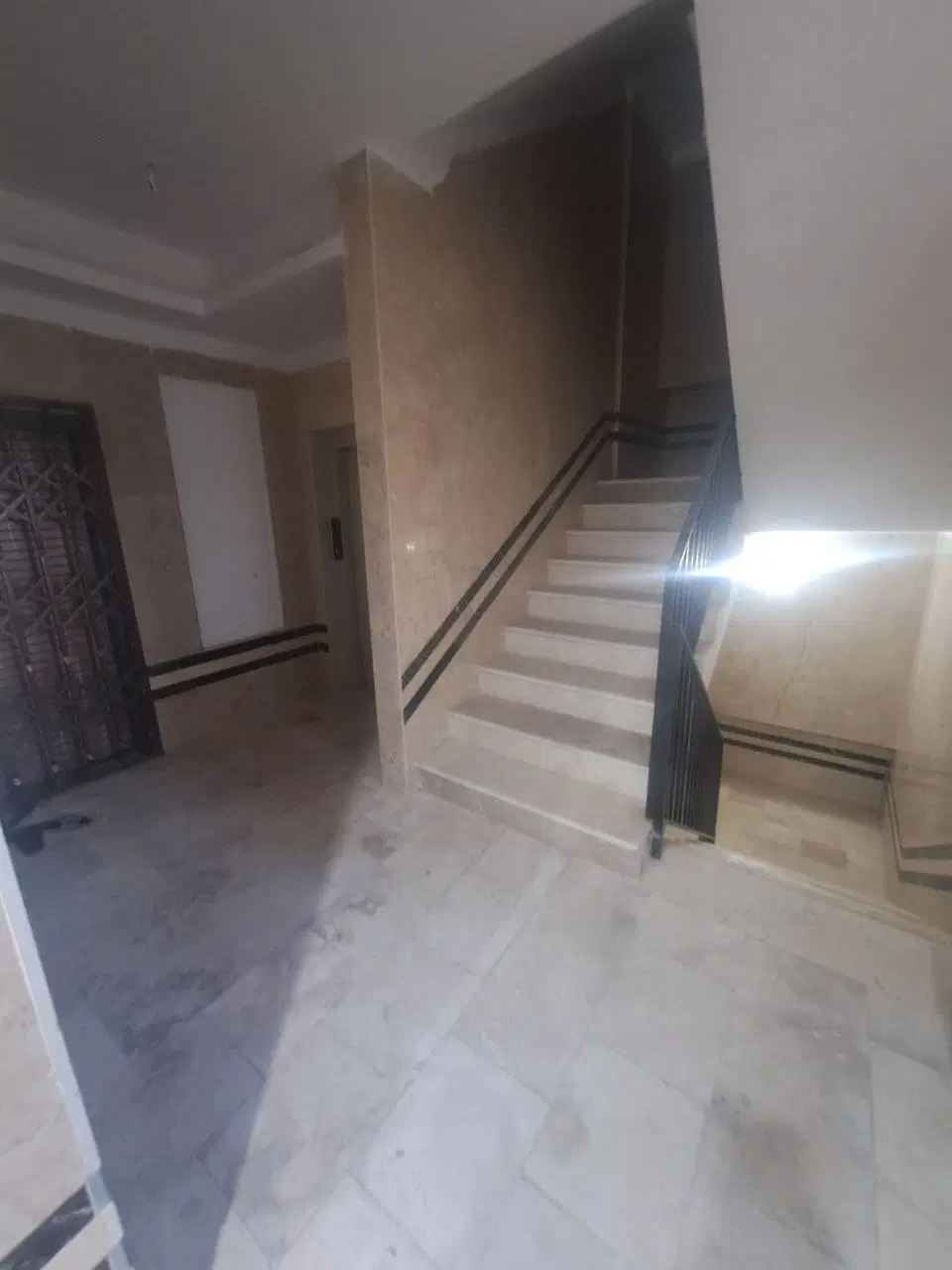 آمارتمان ۸۸متری مشکین دشت