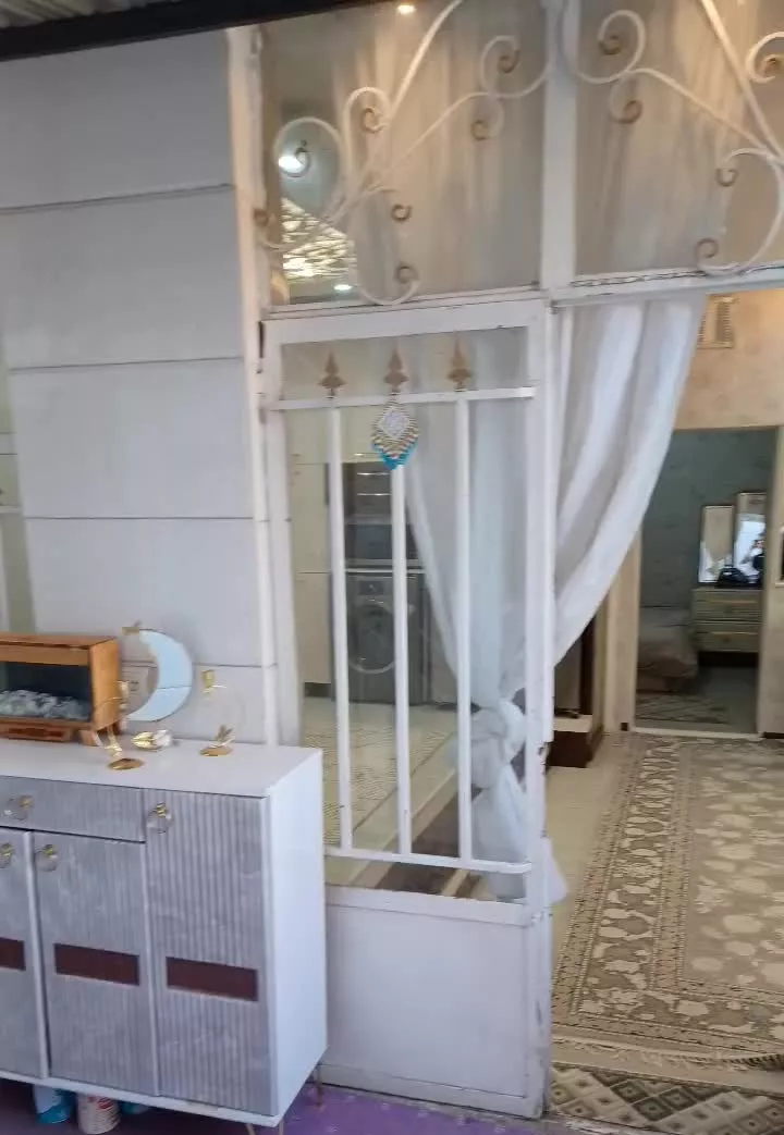 منزل دوخواب شخصی تمیز همه امکانات محدوده میدان ضد