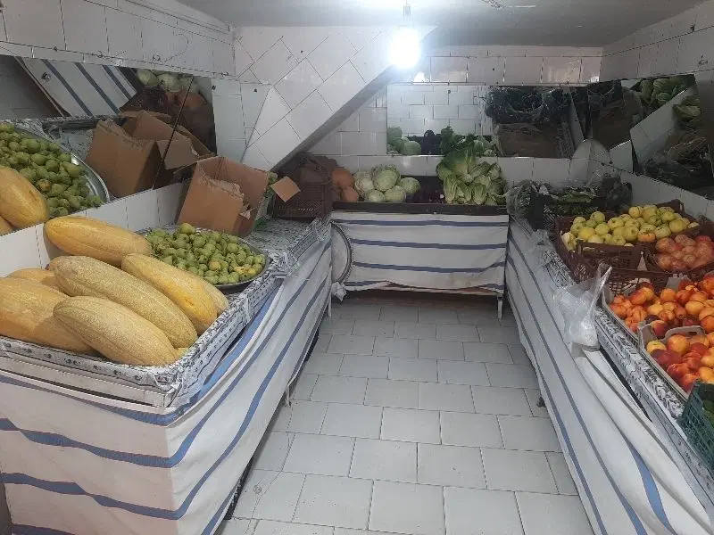 واگذاری مغازه میوه فروشی باتمام وسایل