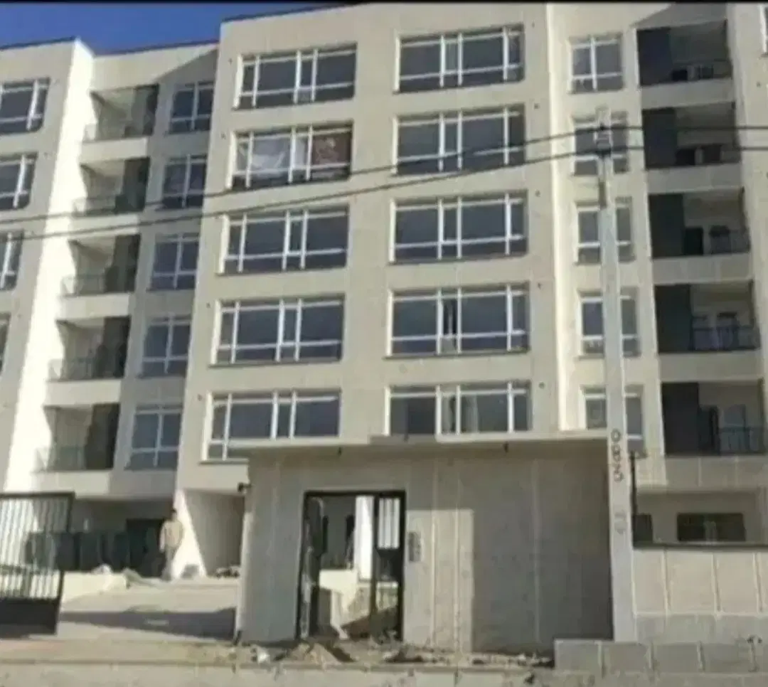 فروش آپارتمان پایاسازه پاسارگاد ۸۷ متری