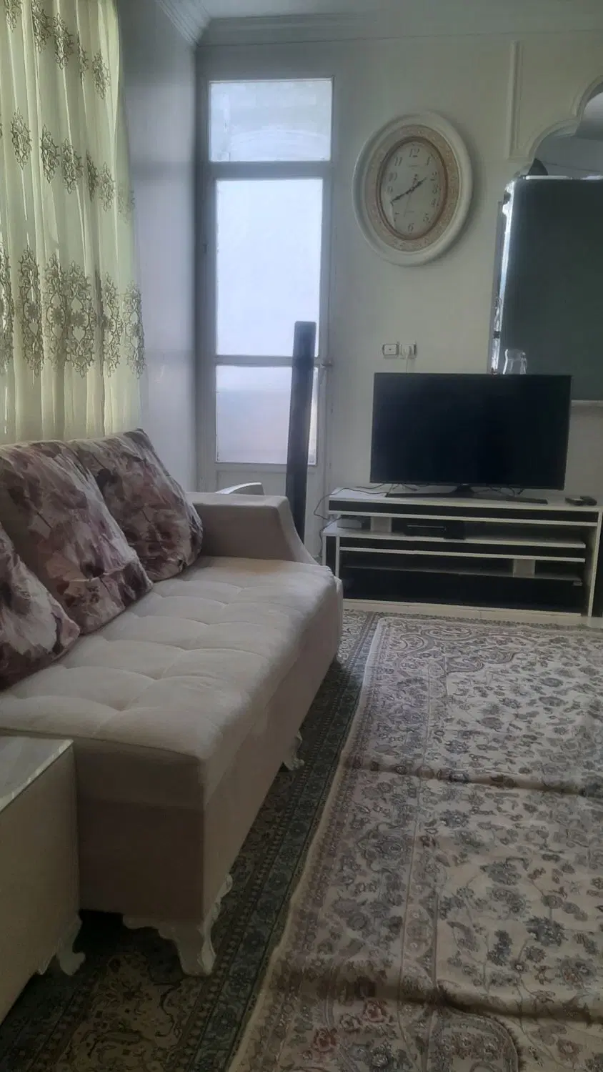 هم خانه