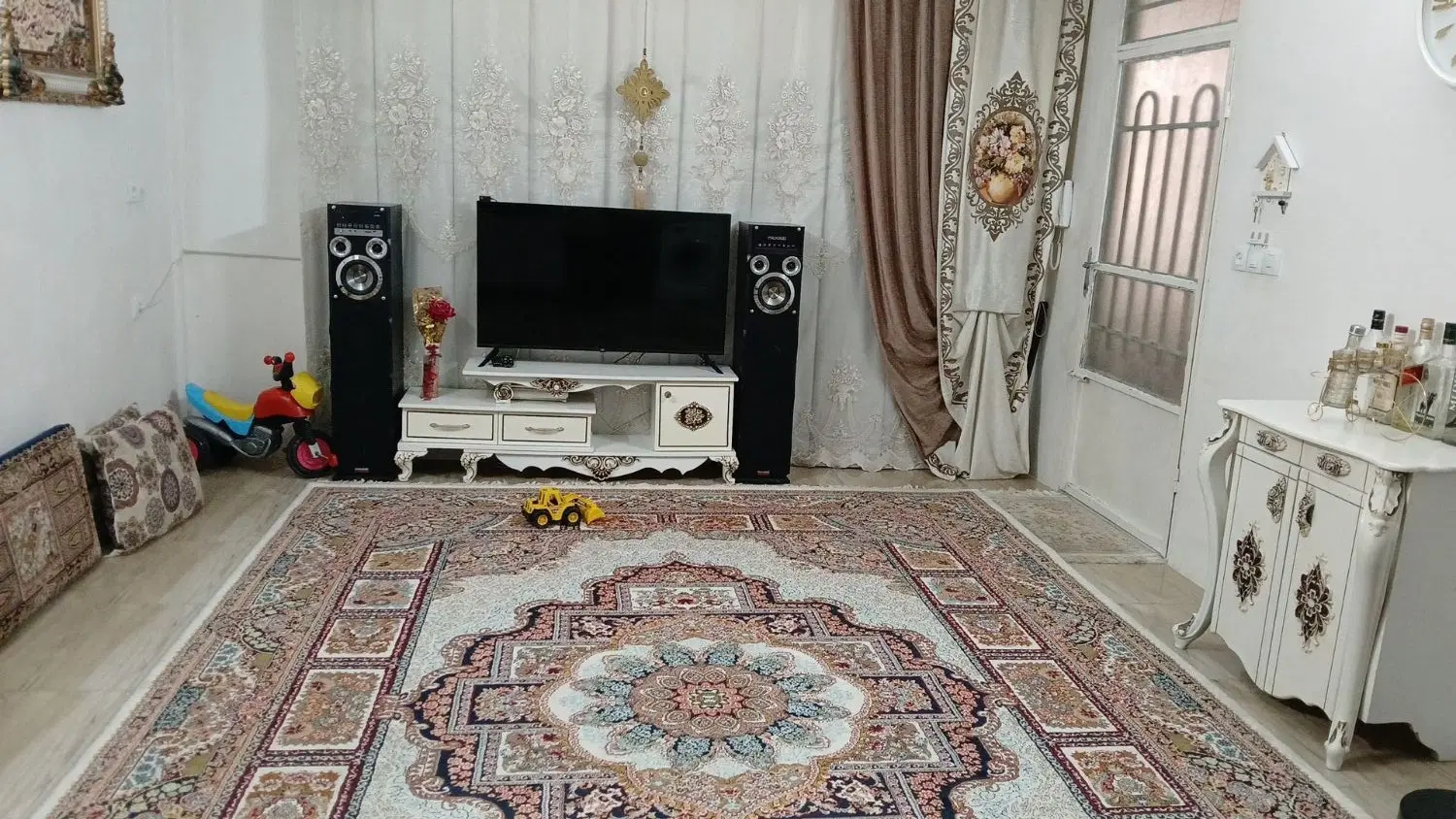 اجاره واحد همکف نظام دوست ۴