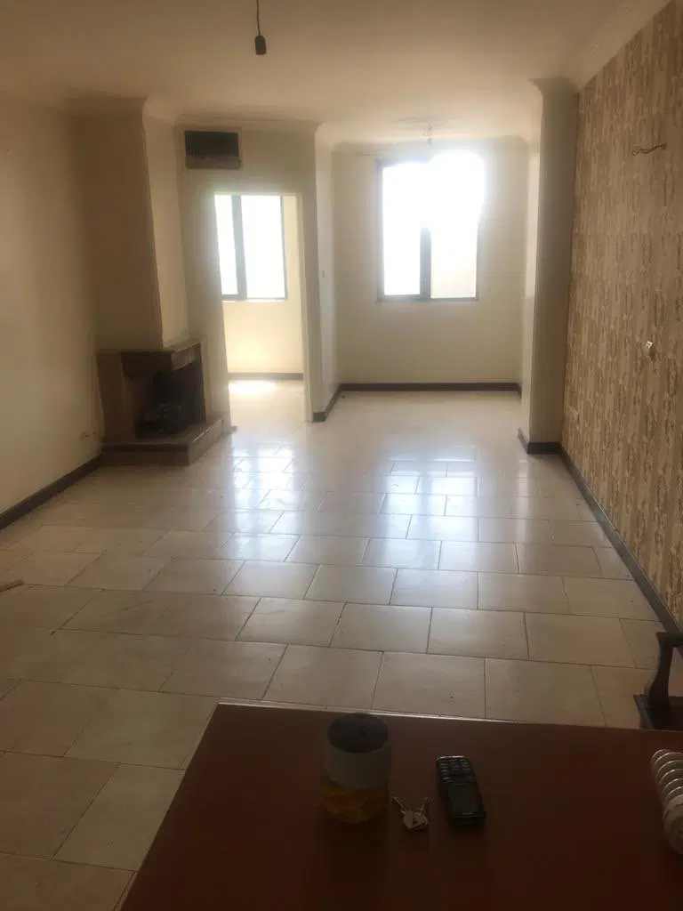 آپارتمان نقلی در وقادار شرقی