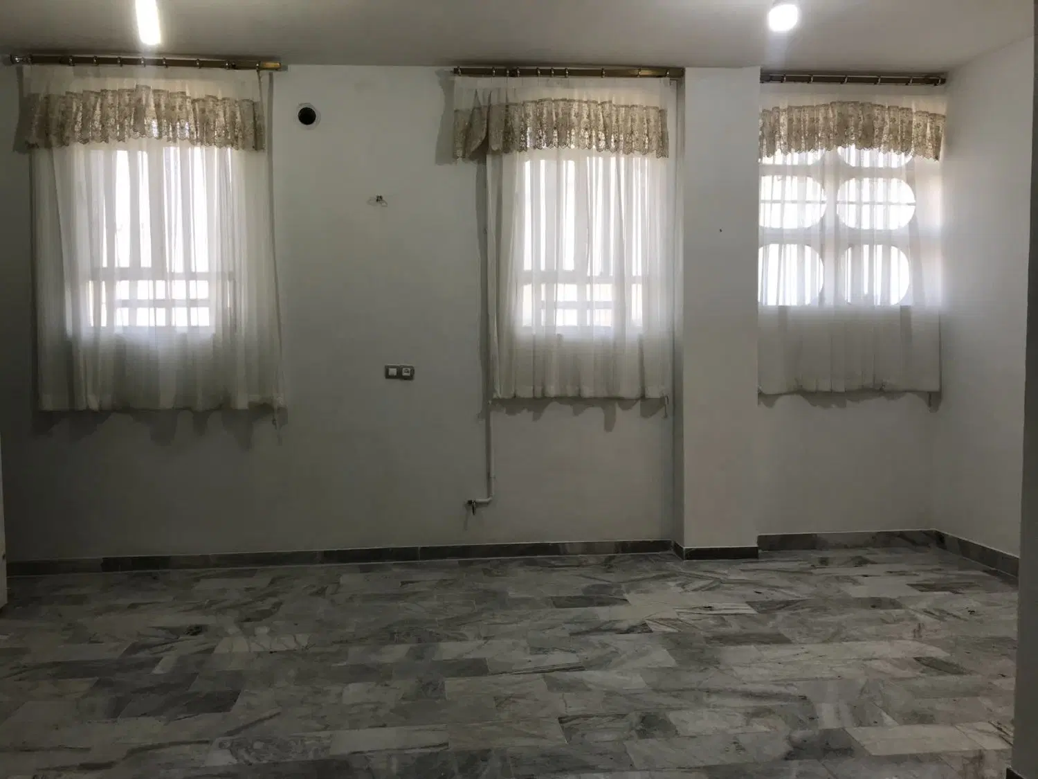 اجاره واحد تجاری مسکونی
