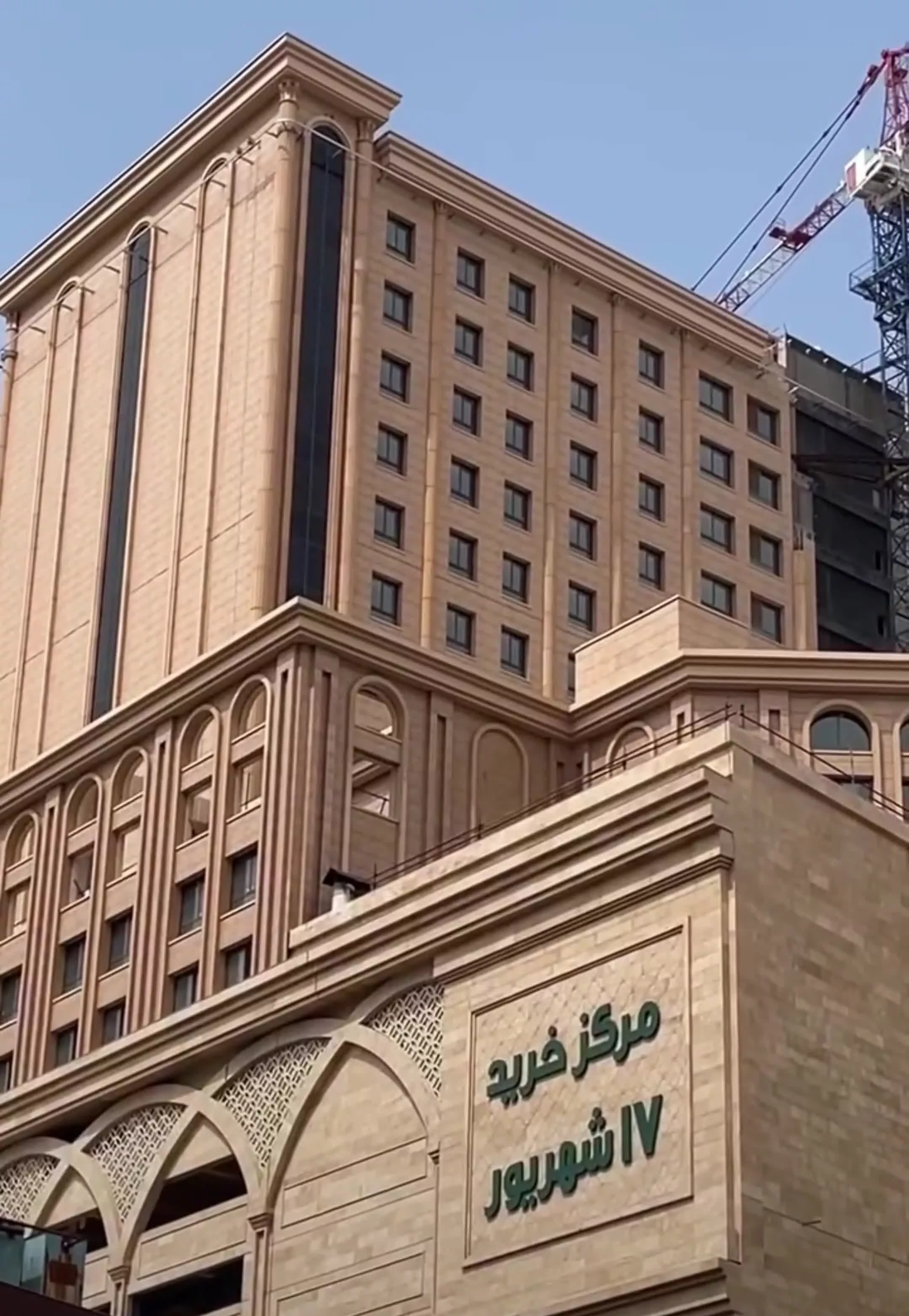 فروش مغازه ۲۳.۵ متری، مرکز خرید ۱۷ شهریور مشهد