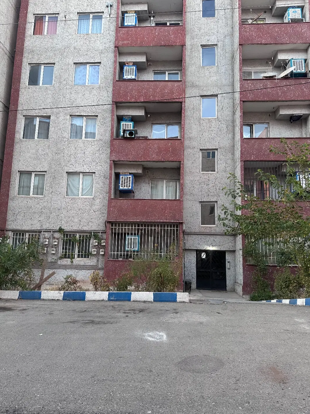مسکن مهر ۸۰متری جهاد نصر دو خواب