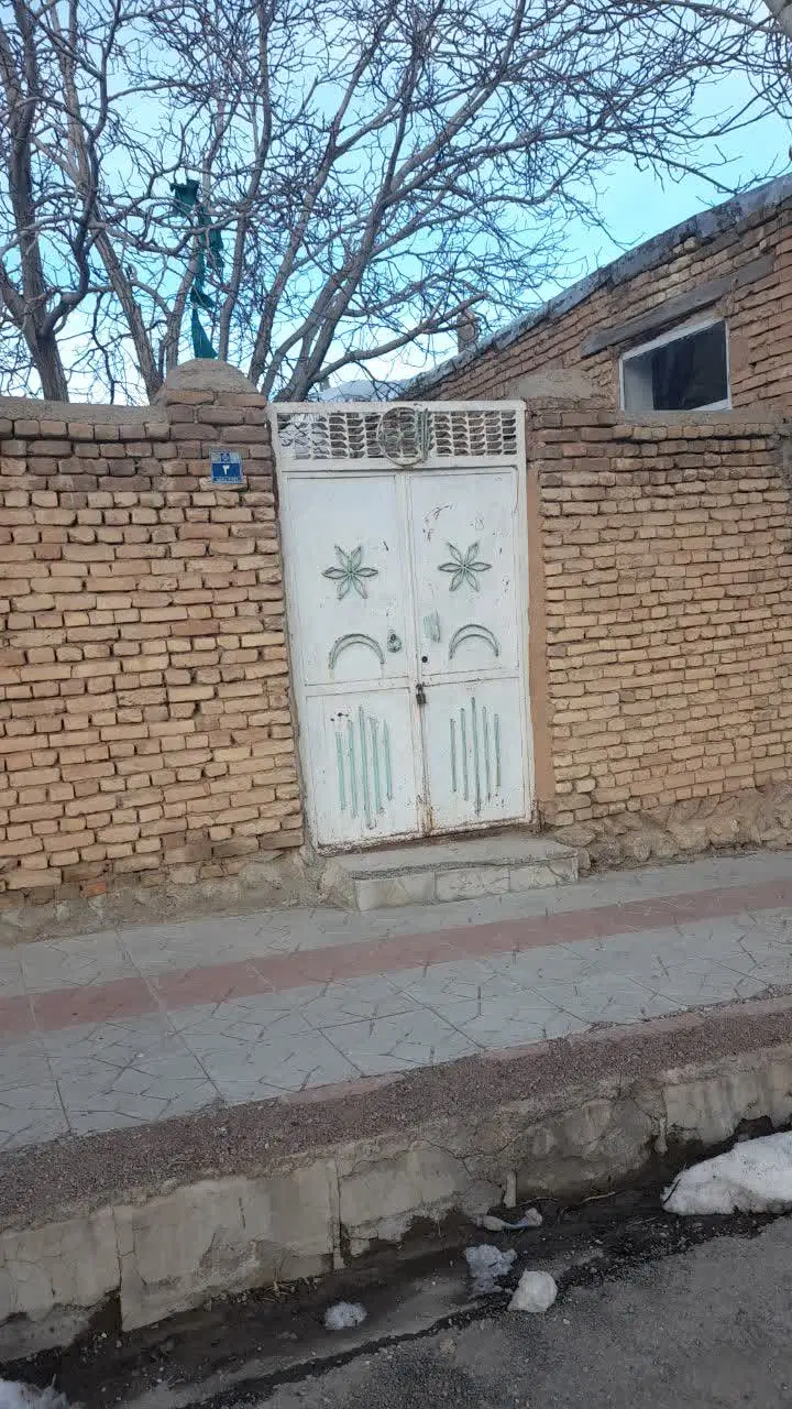 فروش منزل مسکونی شهرستان فریدن، شهرستان افوس