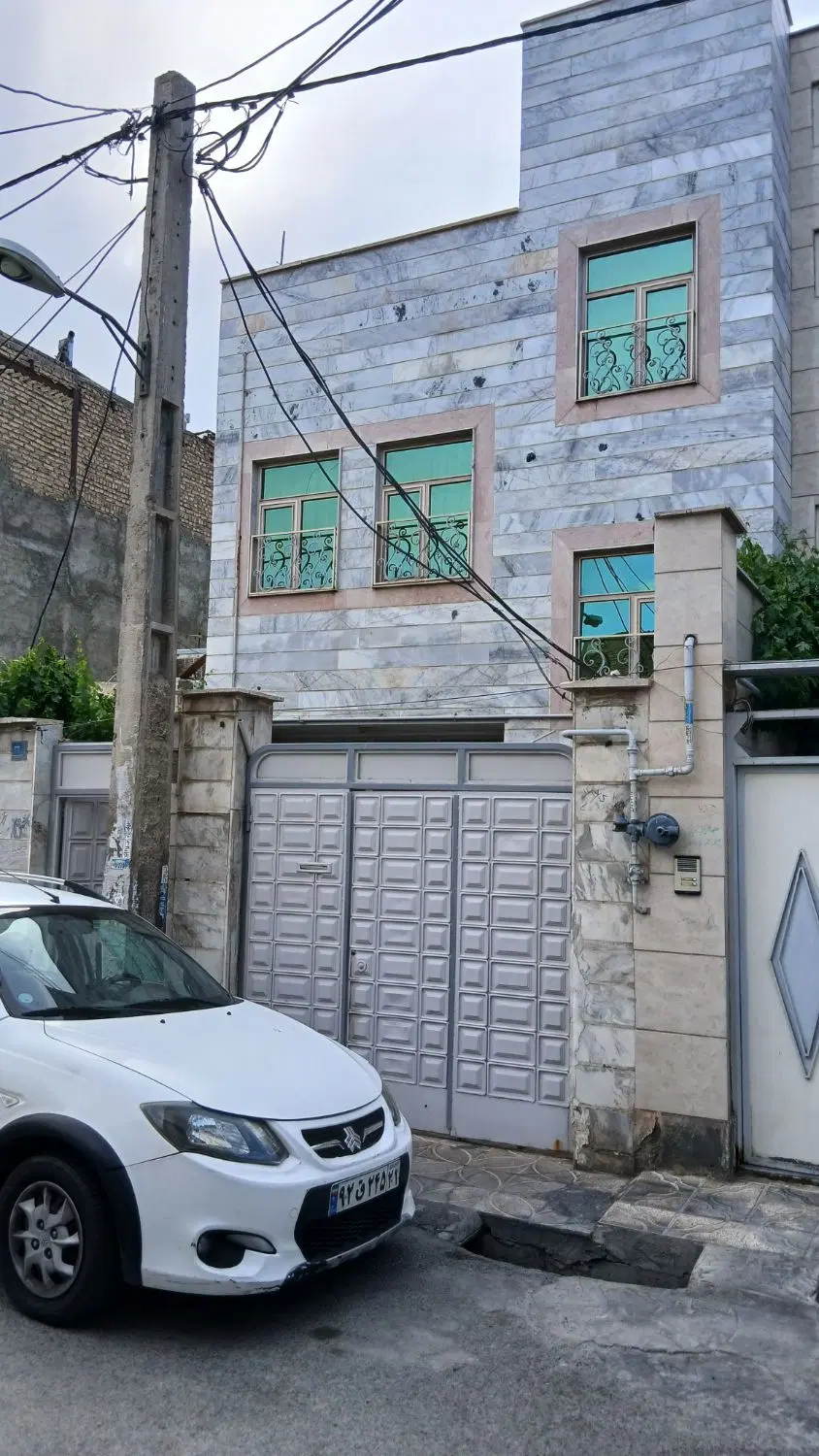 اجاره طبقه همکف خانه مسکونی درسبزدشت