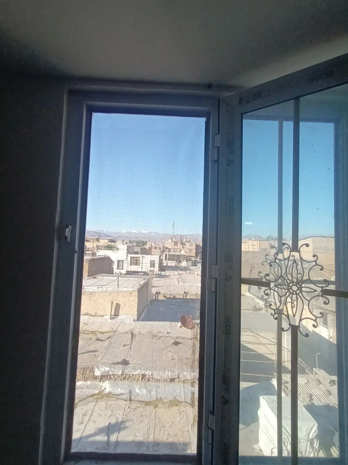 واحد ۵۰ متری،نیمه کاره (۹۰ درصد تکمیل)