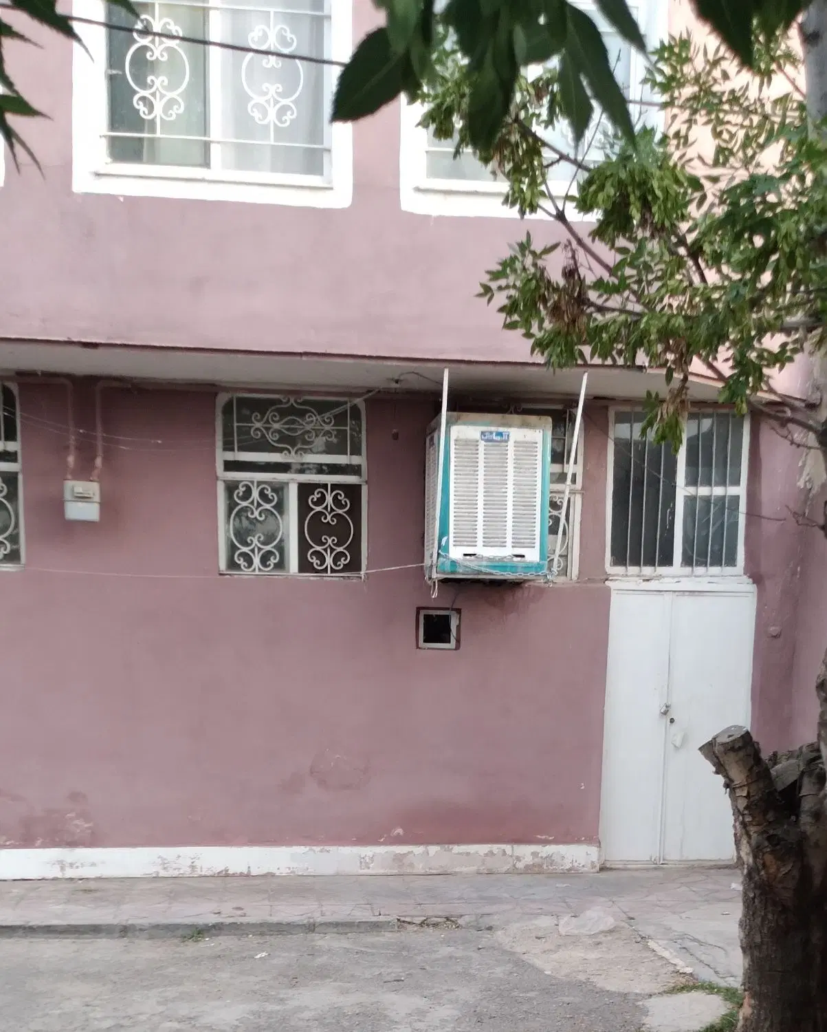 دو طبقه ۳واحد مستقل بر بلوار ۳۲متری