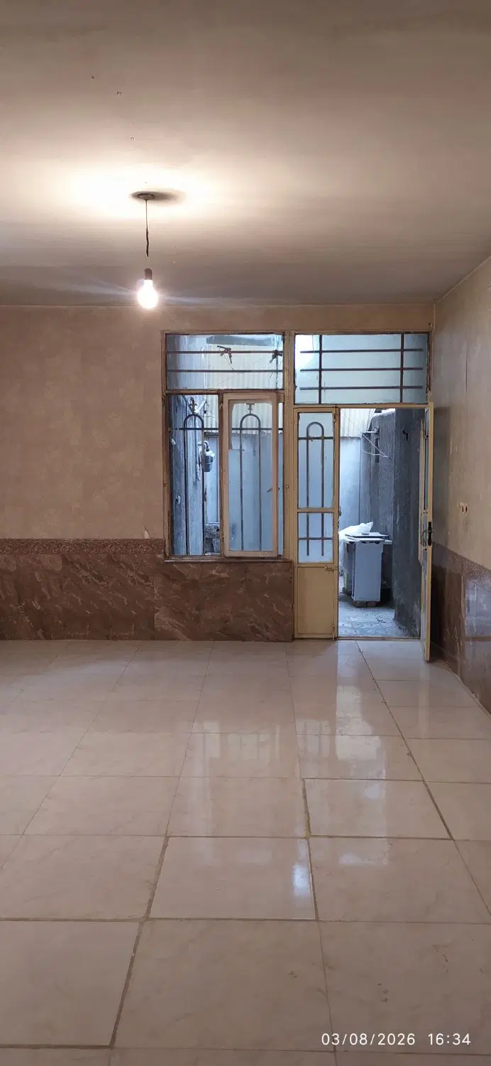 آپارتمان 75 متری یک خوابه همکف راه جدا