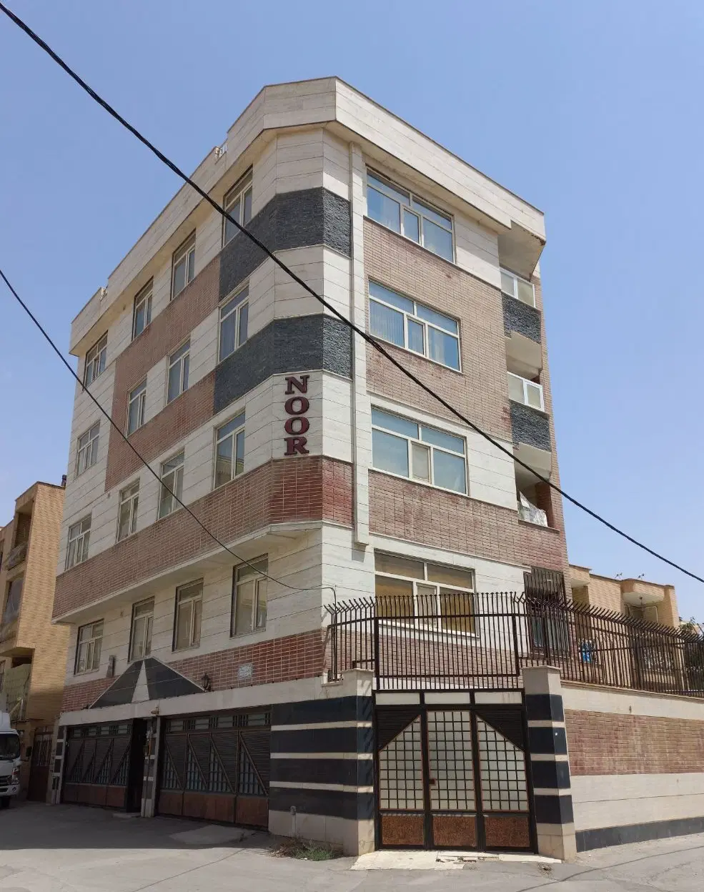 اجاره و رهن تک واحدی ۱۱۲ متری کوچه ترکاشوند