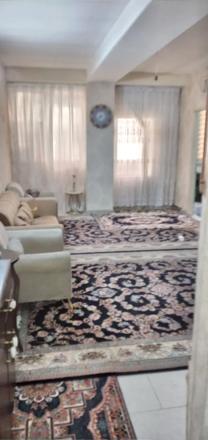 منزل ۶۶ متری