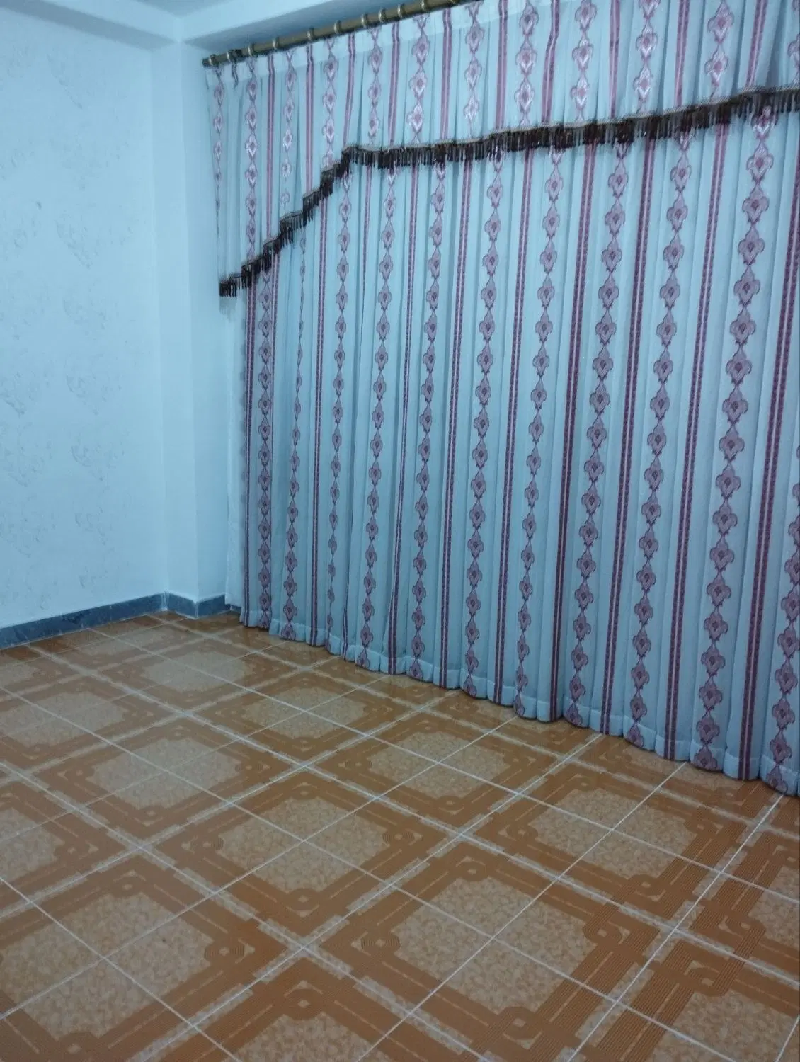 ۱۰۰متر آپارتمان فول جمهوری