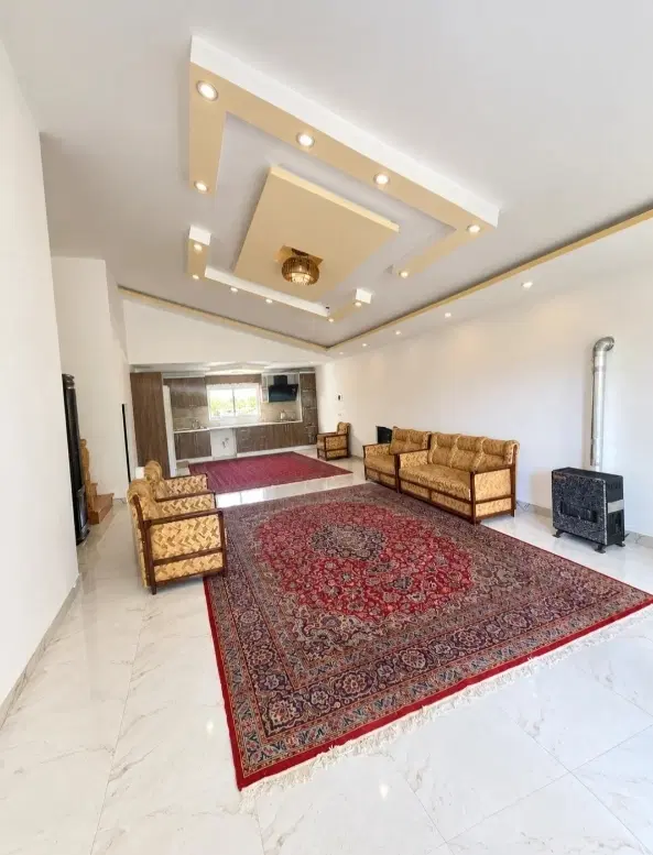 نیمپیلوت باغی حیاط باصفاوکیشن تاپ برندموقعیت جنگلی