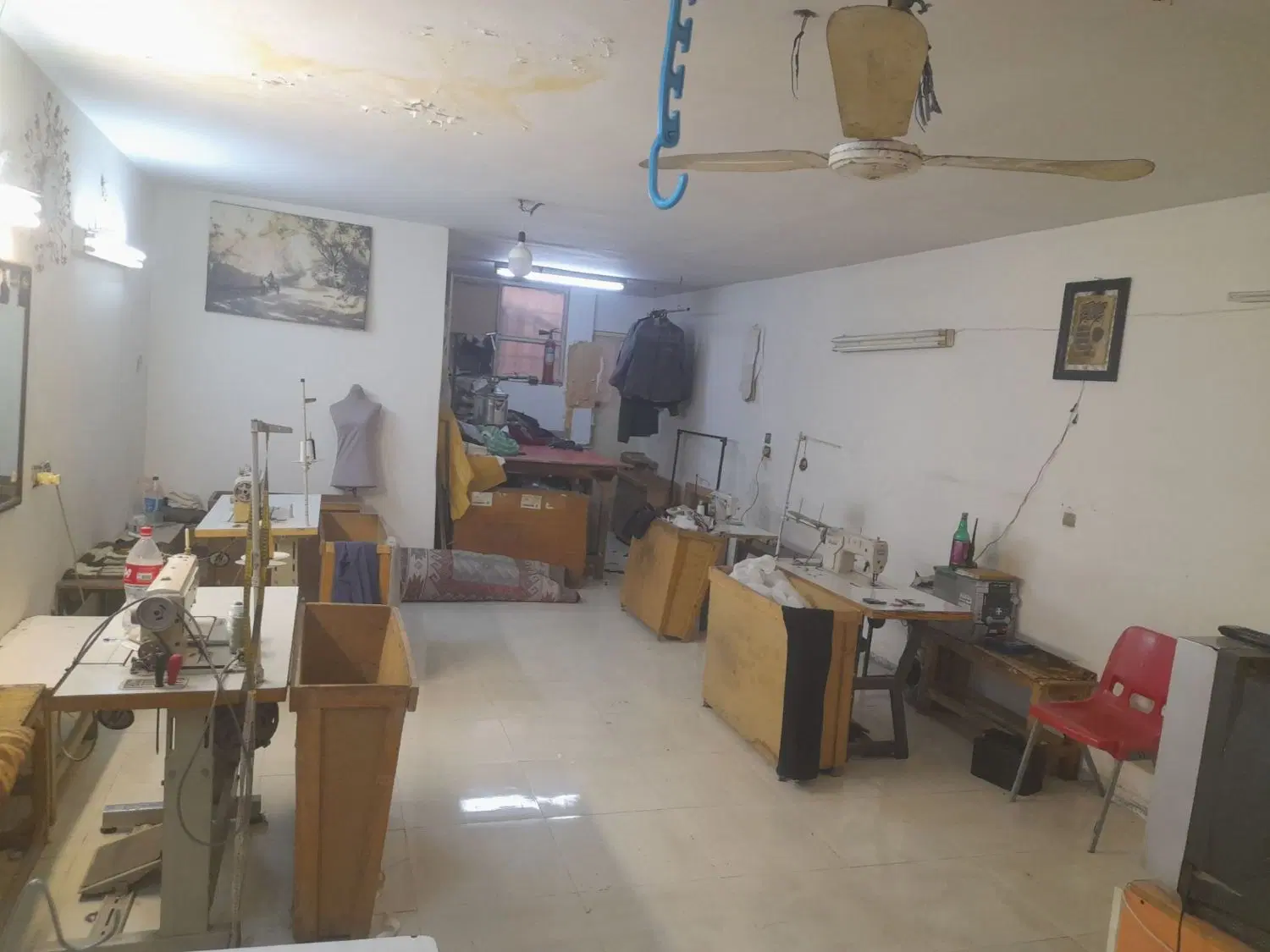یک واحد زیرزمین ۸۰ متری راه جدا مستقل
