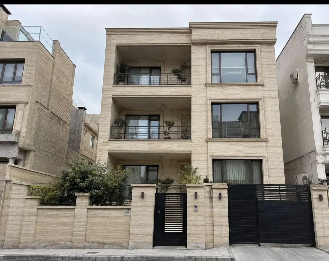 آپارتمان خیابان شهید عزیزی