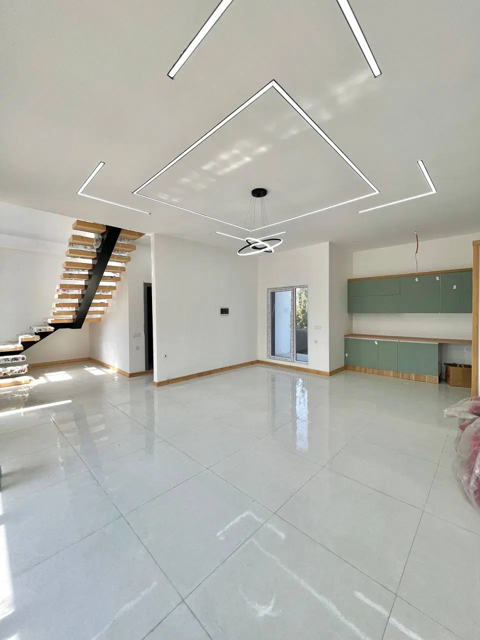 دوبلکس استخرچهارفصل*سندثبتی مالکیت*قیمتکل