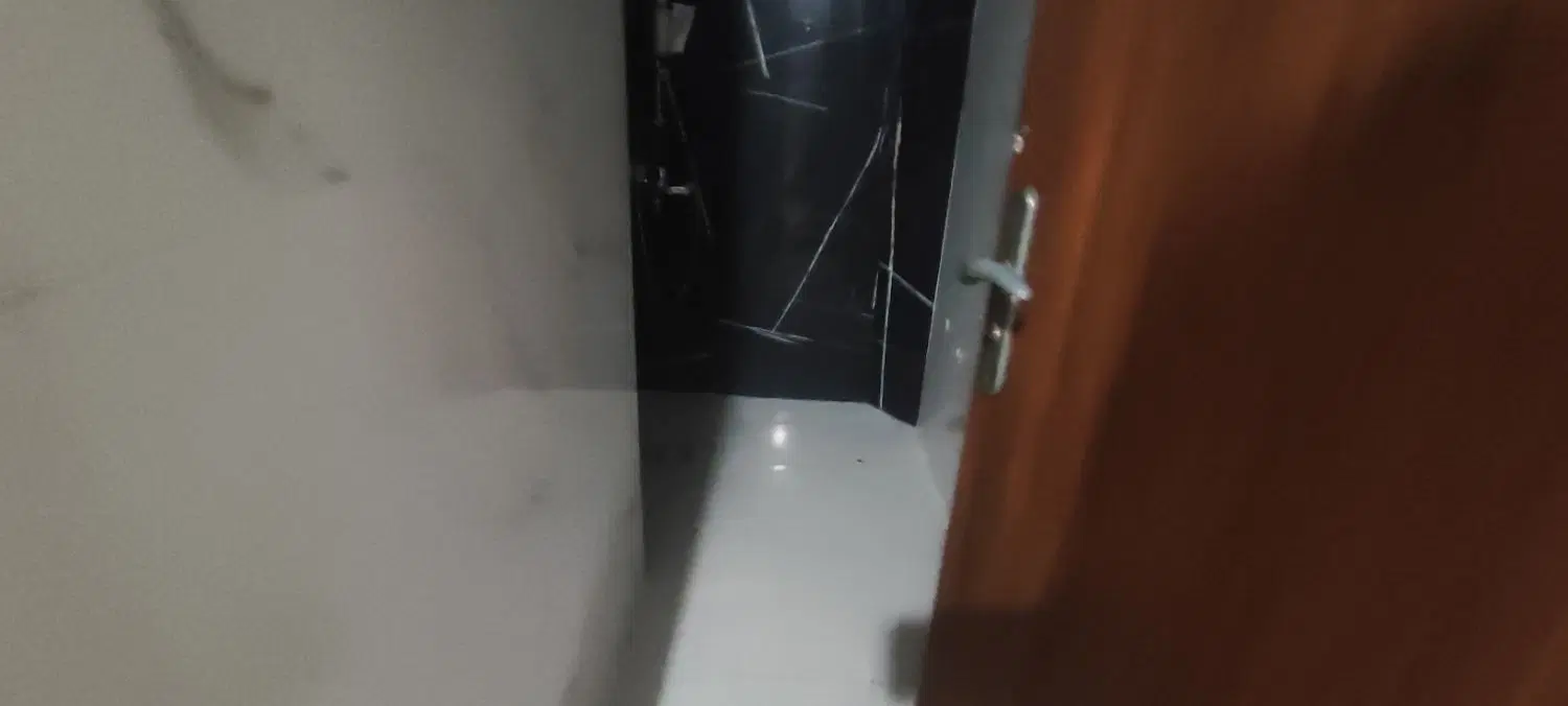 100متری فول امکانات محوطه کاخ در حد نوساز