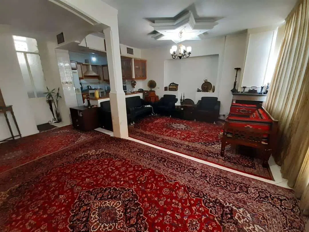 ۱۳۷ متر زمین ۳ طبقه بازسازی شده