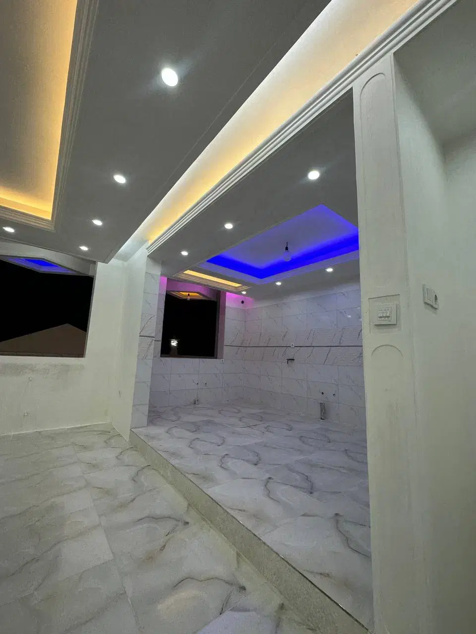 واحد ۹۰ متری اسلامشهر