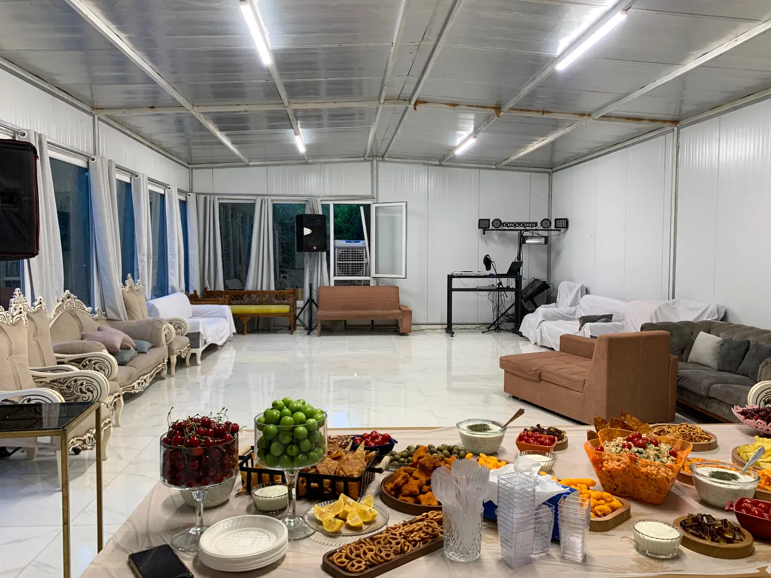 باغ ۱۰۰۰متری فیروزبهرام (احمداباد مستوفی)