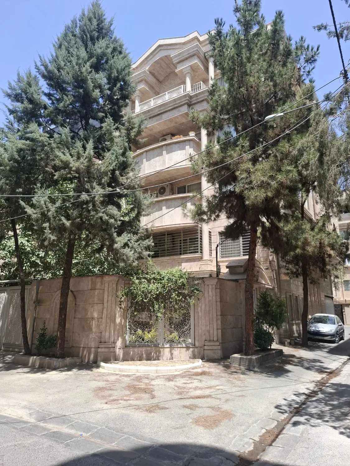 رهن آپارتمان 115 متری شیک و تمیز