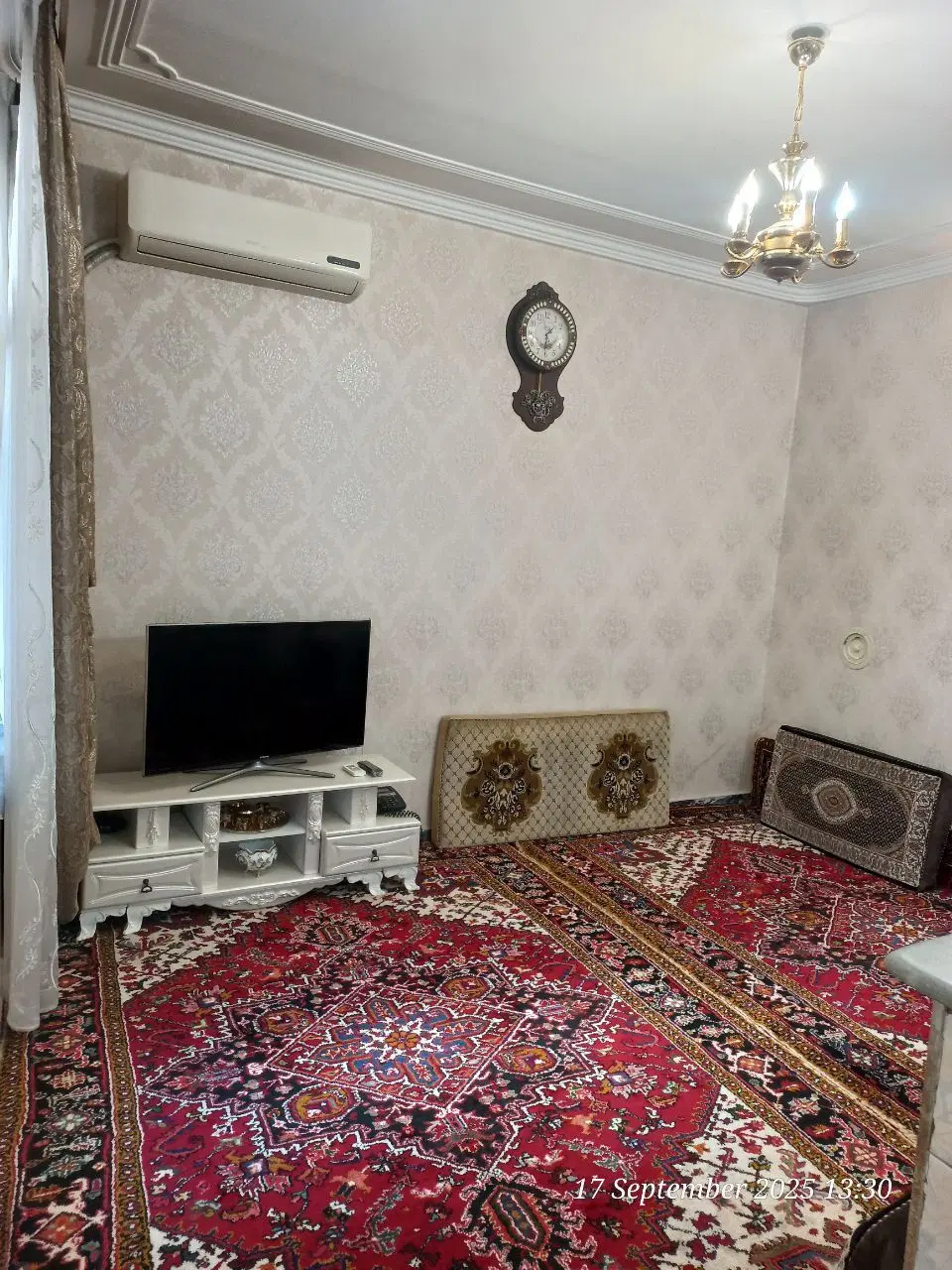 حیاط نقلی تمیز
