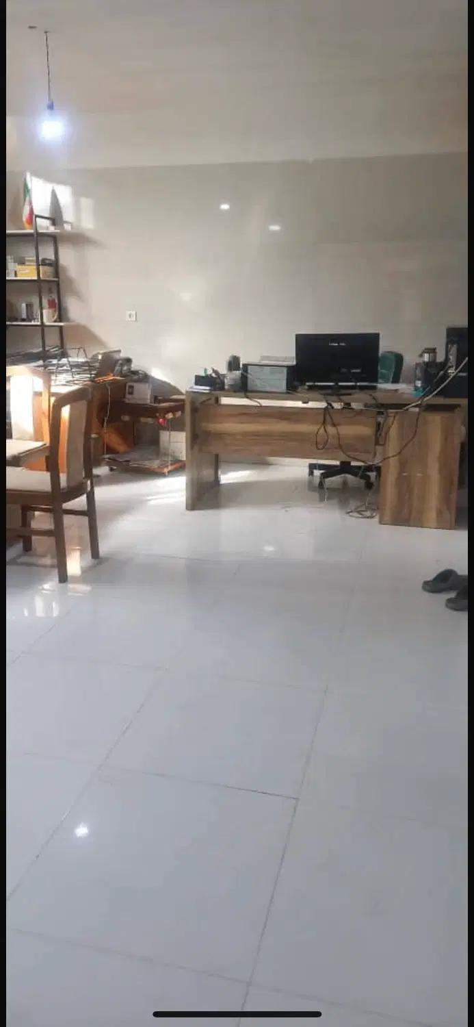 رستوران ۵۰۰ متری
