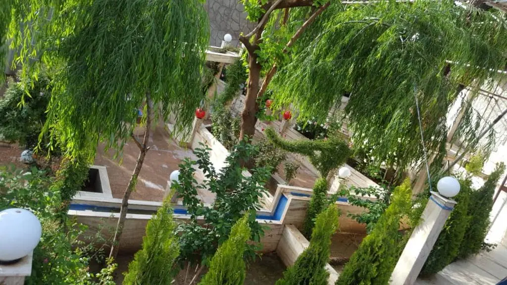باغ گروه یک ۱۷۰۰متر‌ _ قصردشت