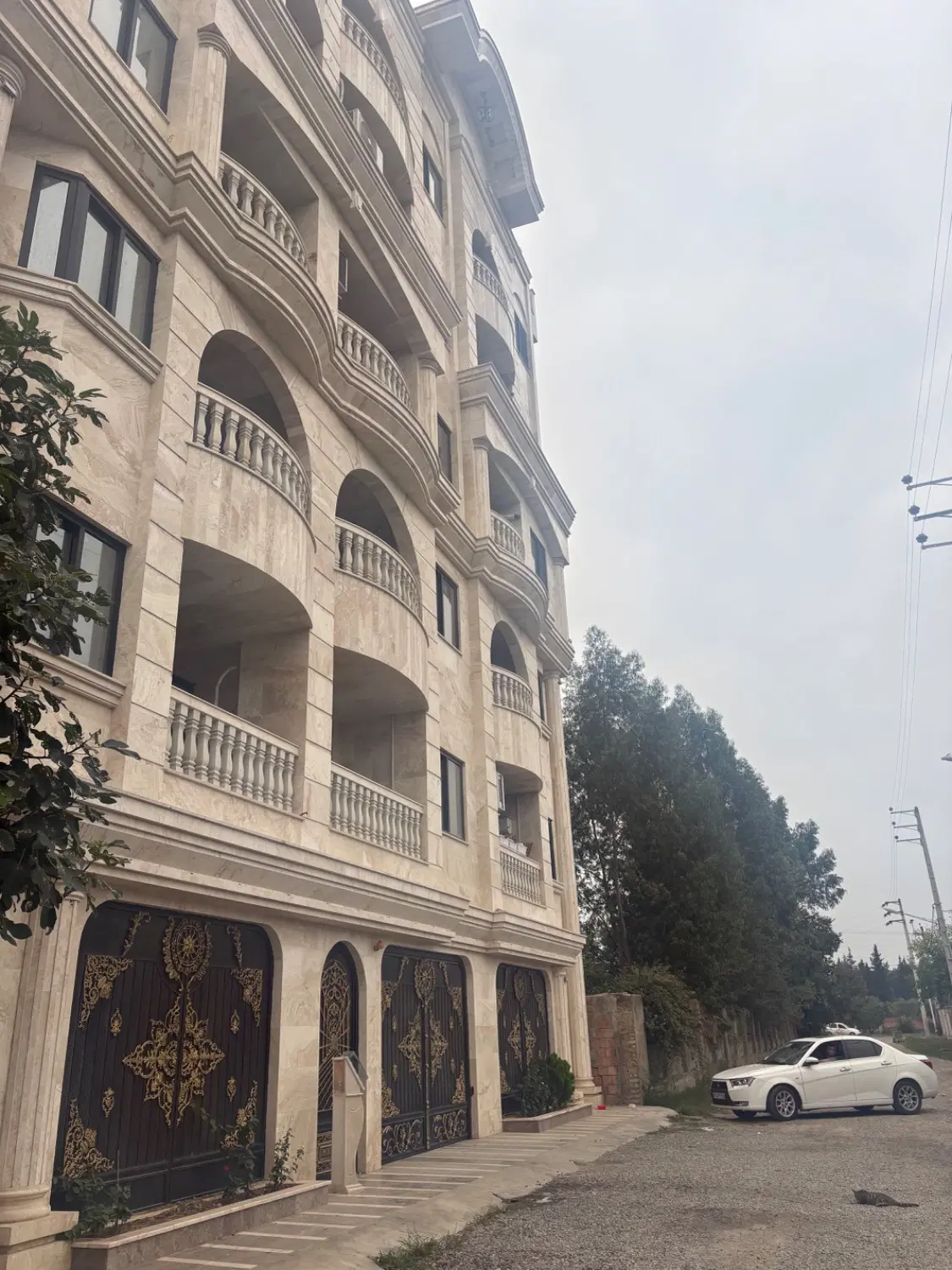 آپارتمان کلیدنخورده نرجسیه