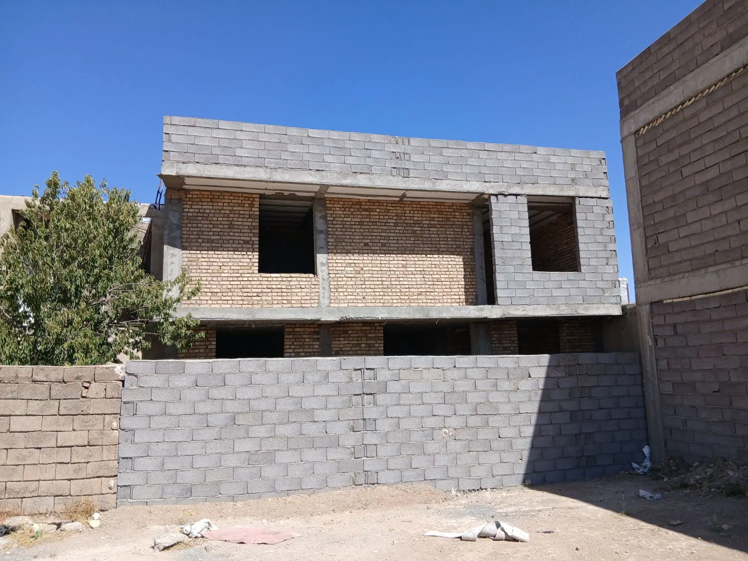مسکونی دوطبقه فروشی