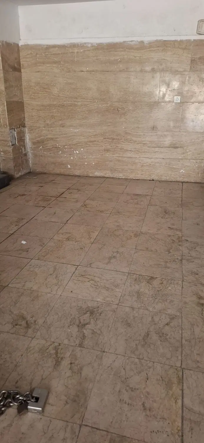 پارکینگ ماشین