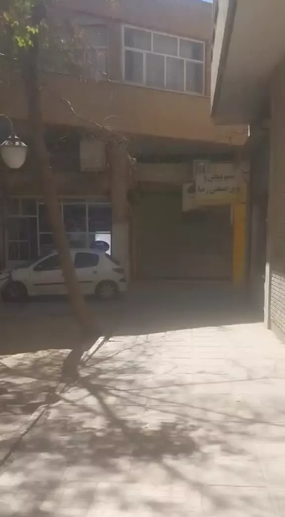مغازه ۲۴  متر۹متربالکن  واوان فاز۱میدان تهران
