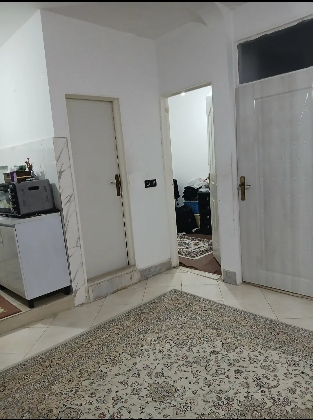 طبقه همکف بازسازی شده و بدون هزینه محله بهاران