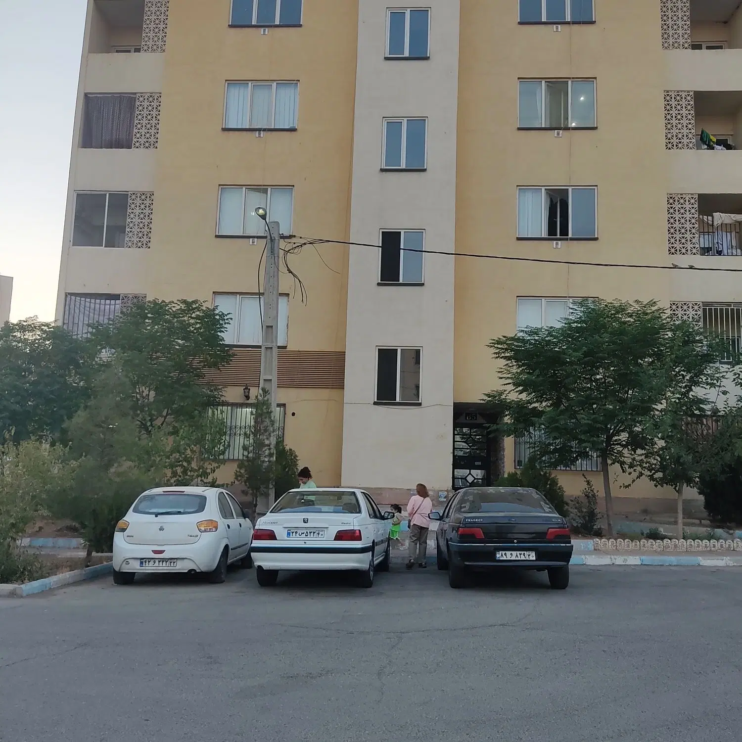 فروش تک خواب ۶۳ متری