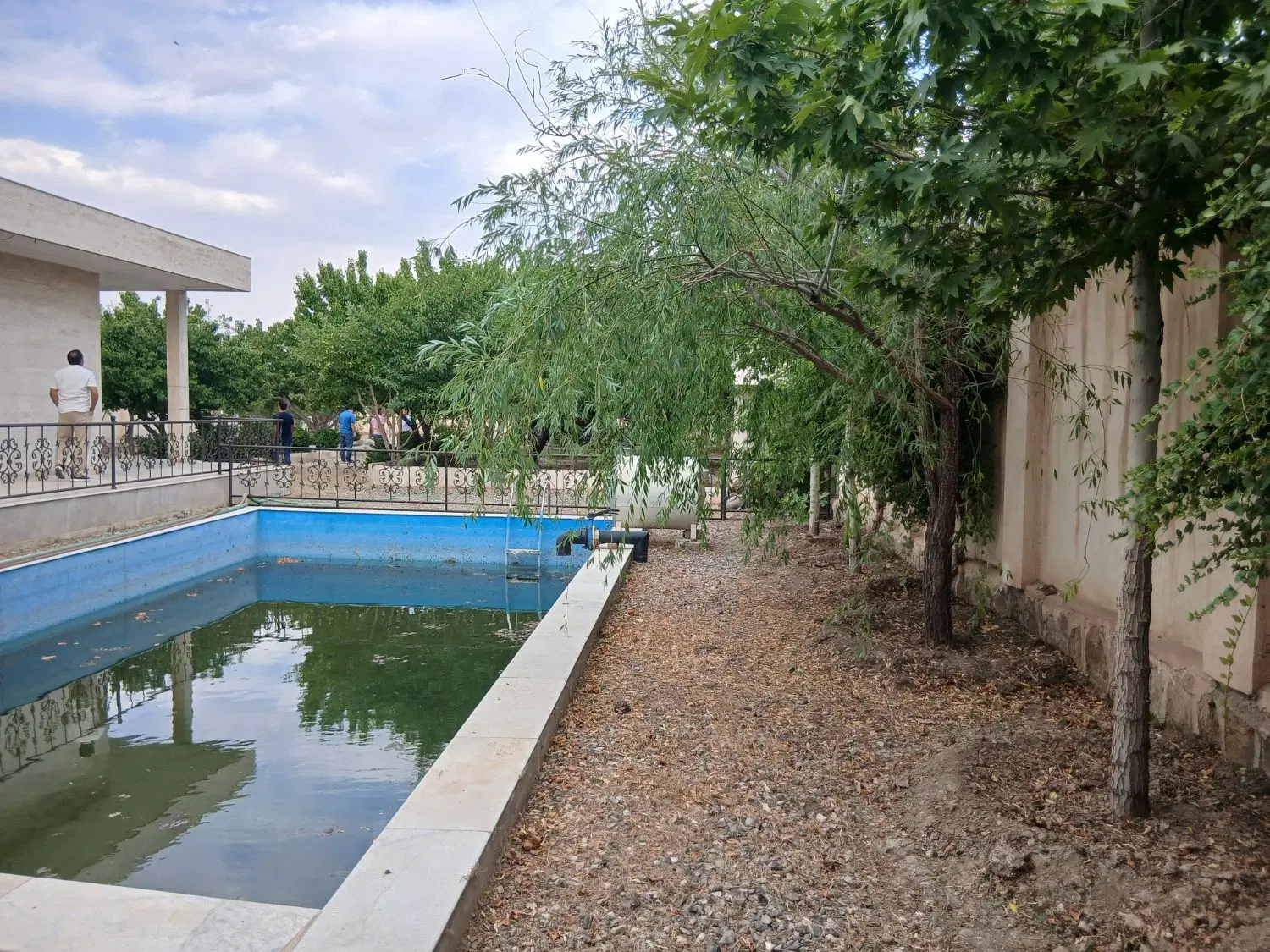 باغ ویلا ۲۰۰۰ متری، گوهردشت، شرکت برق ، کاهو