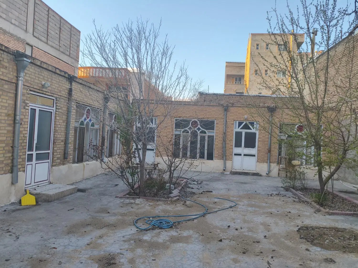 خانه کلنگی